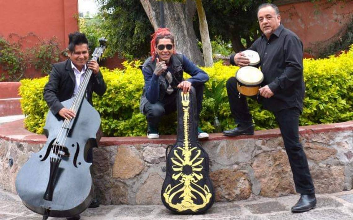 Kiko y su banda pasan de las calles al teatro El Sol de Cuautla