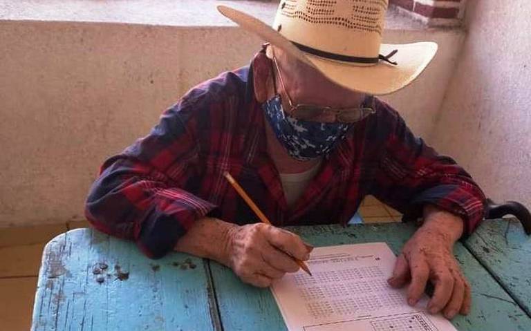 Para combatir esta problemática, están reclutando a 600 personas con el fin de que acudan a las comunidades a alfabetizar a los adultos mayores que lo soliciten. / Froylán Trujillo | El Sol de Cuernavaca