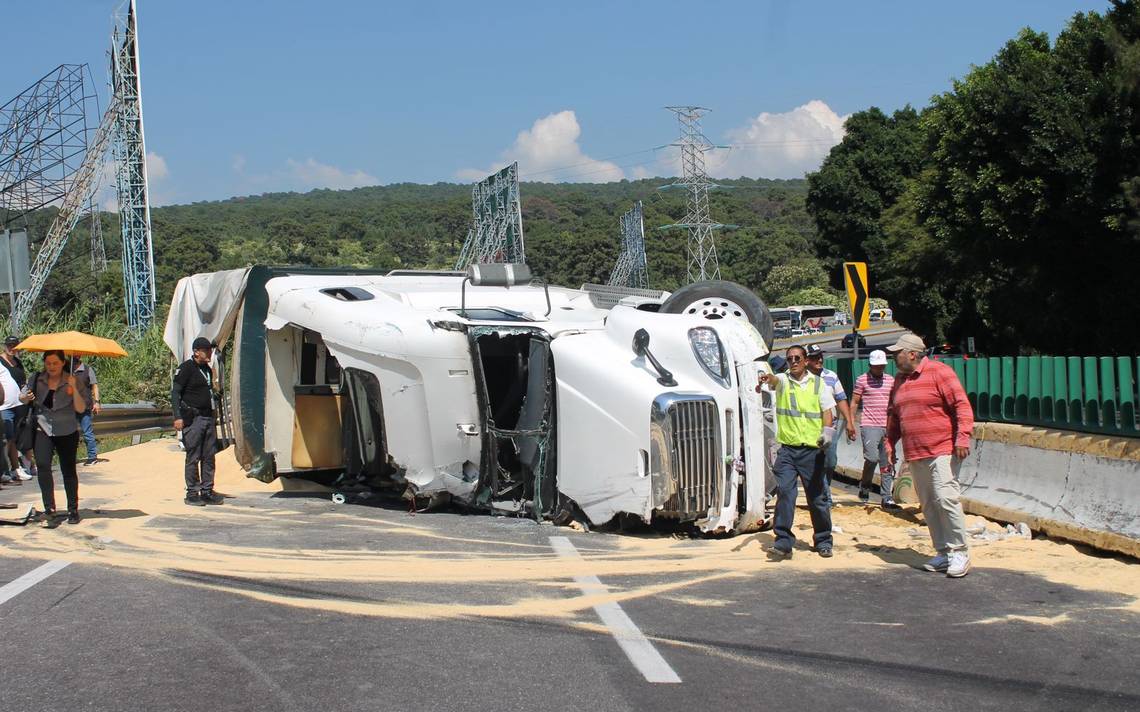 Tráiler Vuelca En La Autopista México Cuernavaca El Sol De Cuautla Noticias Locales 5339